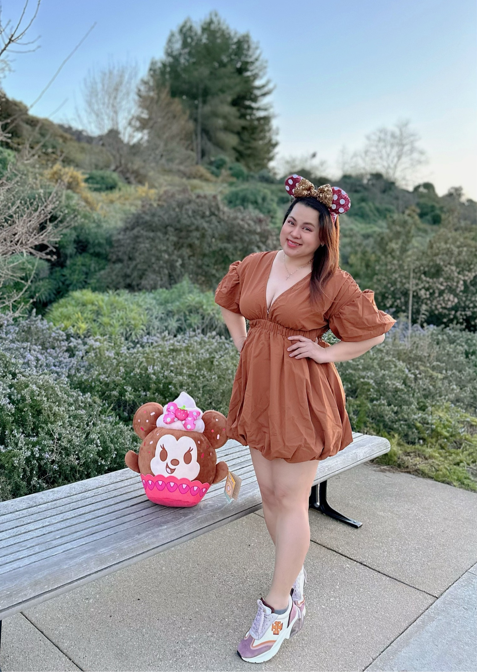 Brown-ies or Cupcakes? 🧁🤎🤓
My Favorite dress by far ! So comfy and Good. It can be for Spring or Summer!

#LTKfindsunder50 #LTKstyletip #LTKSpringSale