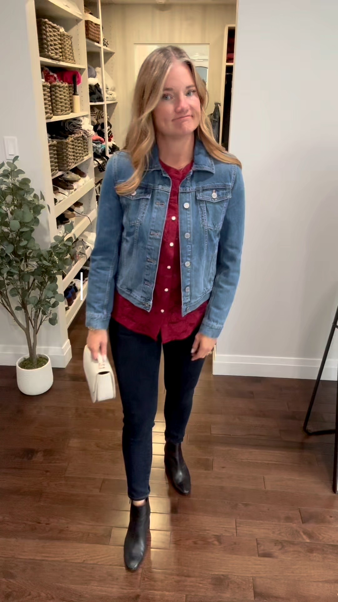 Fall style overhaul! Wearing a M in my blouse, a 29 in my jeans, and a S/M in my jacket 

#LTKcanada #LTKstyletip