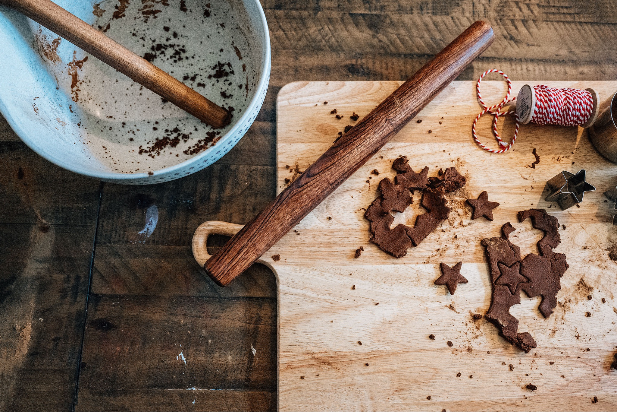 Kitchen baking essentials

2 ingredient cinnamon ornaments.

1 cup applesauce
1.5 cups cinnamon

Bake at 200° for 2 hours. Flip over half way through.

#LTKHoliday #LTKhome #LTKSeasonal
