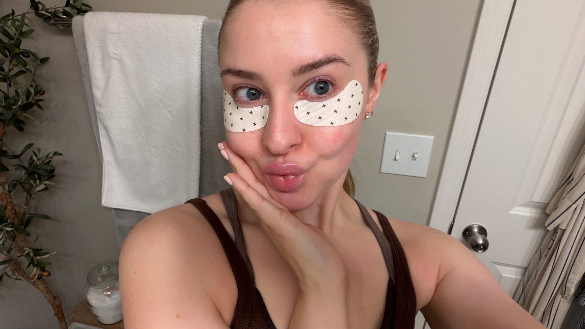 My go-to eye patches 🧖🏼‍♀️

#LTKselfcare #LTKdayinmylife #LTKgrwm
