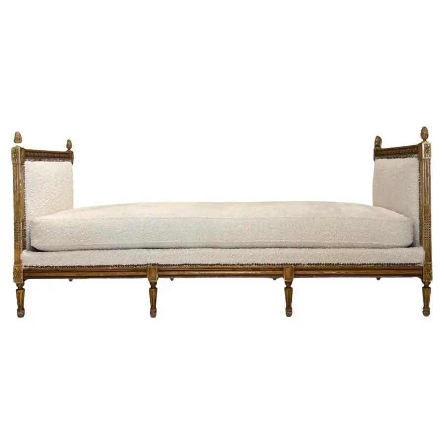 19th Century Louis XVI gilded Daybed | 1stDibs