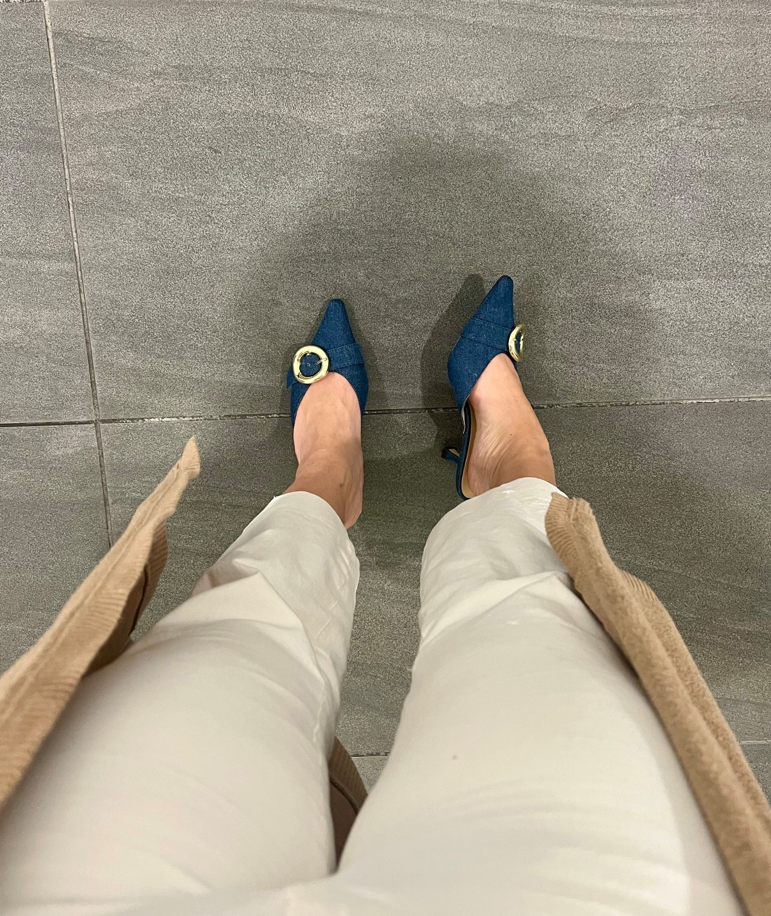 #AnnTaylor 

#LTKWorkwear #LTKShoeCrush #LTKSaleAlert