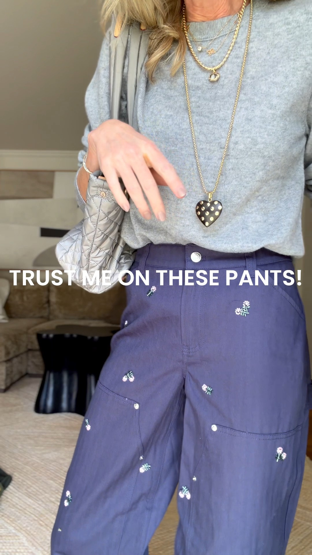 Size S in the sweater and 0 in the pants!