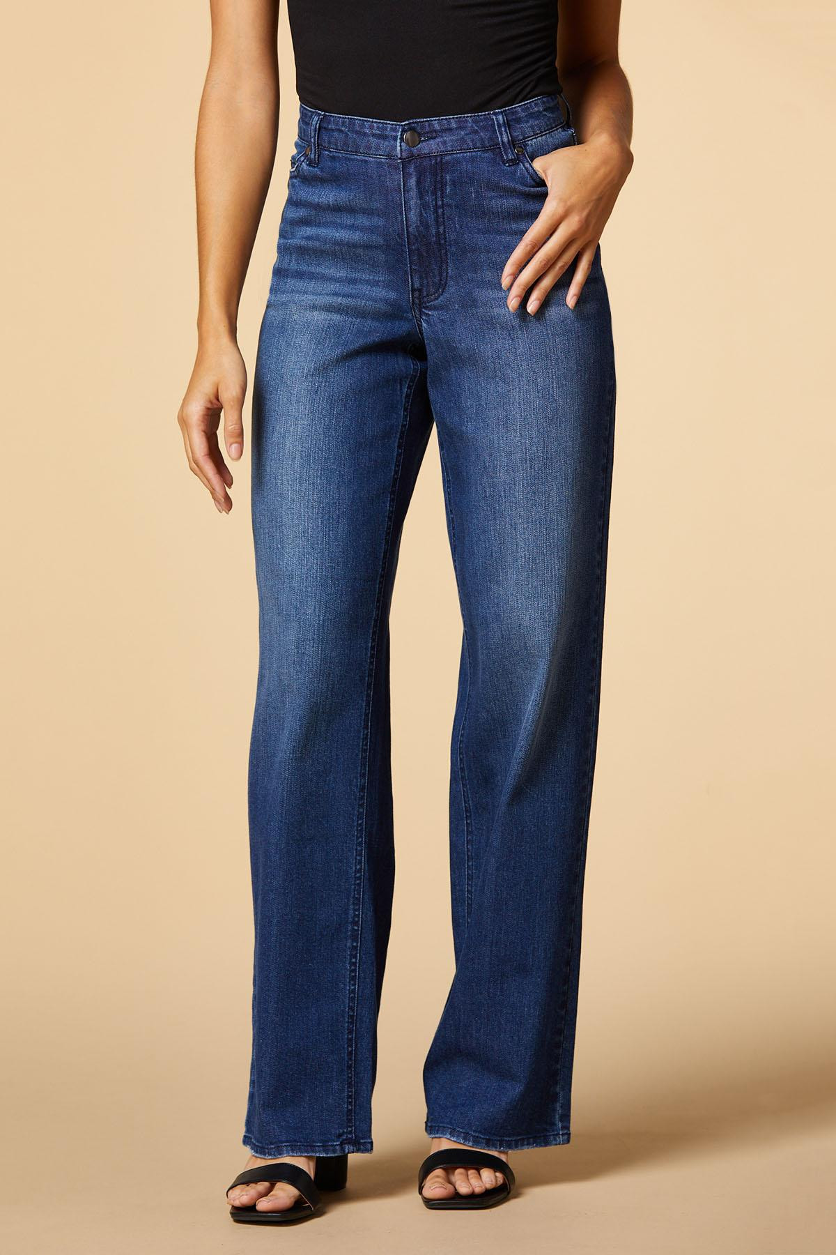 casually cool jeans | Versona