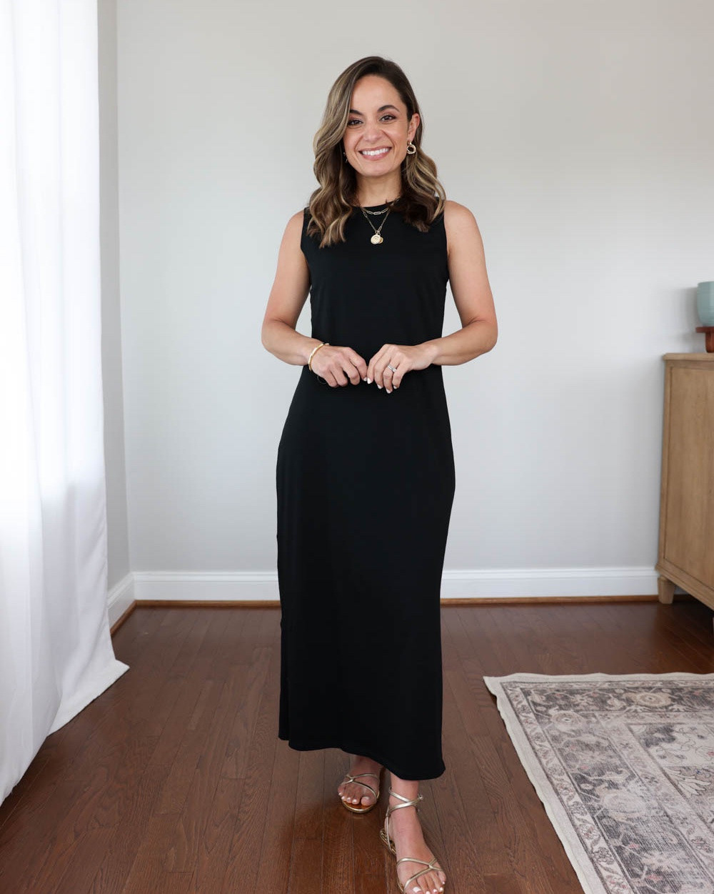A few casual, petite-friendly dresses that transition easily into Fall!

Outfit 1:
Black dress (J.Crew Factory): xs 
Sandals (Sam Edelman): true to size 

Outfit 2:
Burgundy dress (LOFT): petite xxs
Heels: tts

Outfit 3:
Short sleeve maxi dress (Amazon): xs
Sandals (Sam Edelman): true to size 

My measurements for reference: I’m 4’10” and 105lbs. My bust, waist, and hip measurement is 32”, 24”, and 36”.

#LTKootd #LTKSeasonal #LTKPetite
