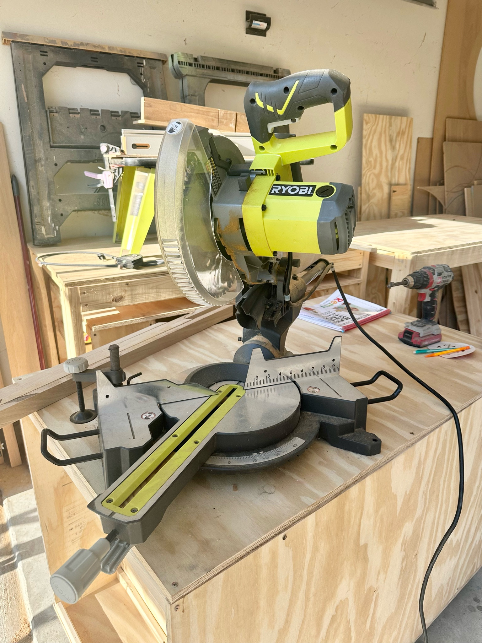 Powerful entry level miter saw 

#home #diy 