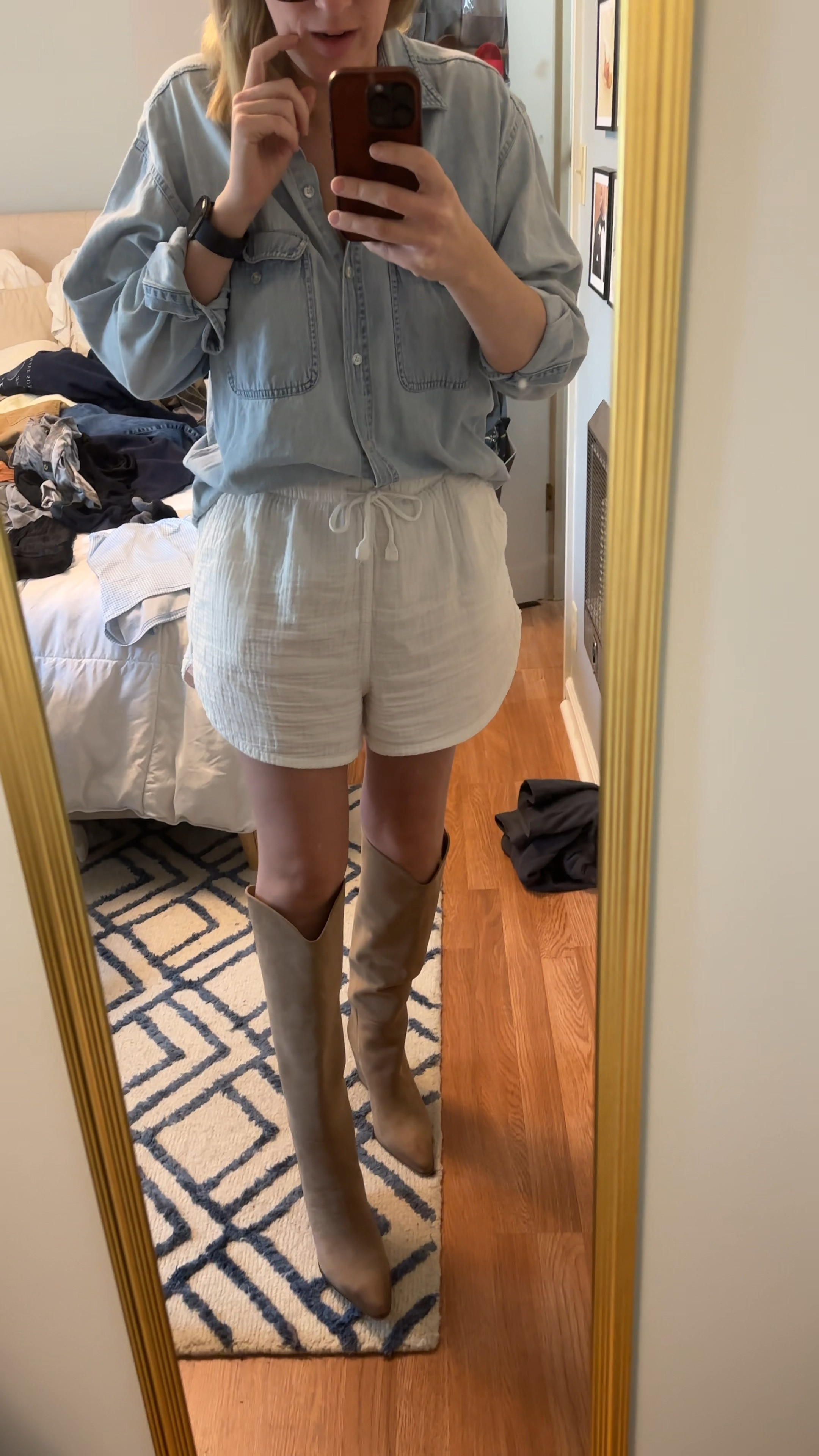 My favorite thing purchased from the #NSale! Snag these boots before the sale ends tomorrow at midnight! #fallboots

#LTKShoeCrush #LTKVideo #LTKxNSale