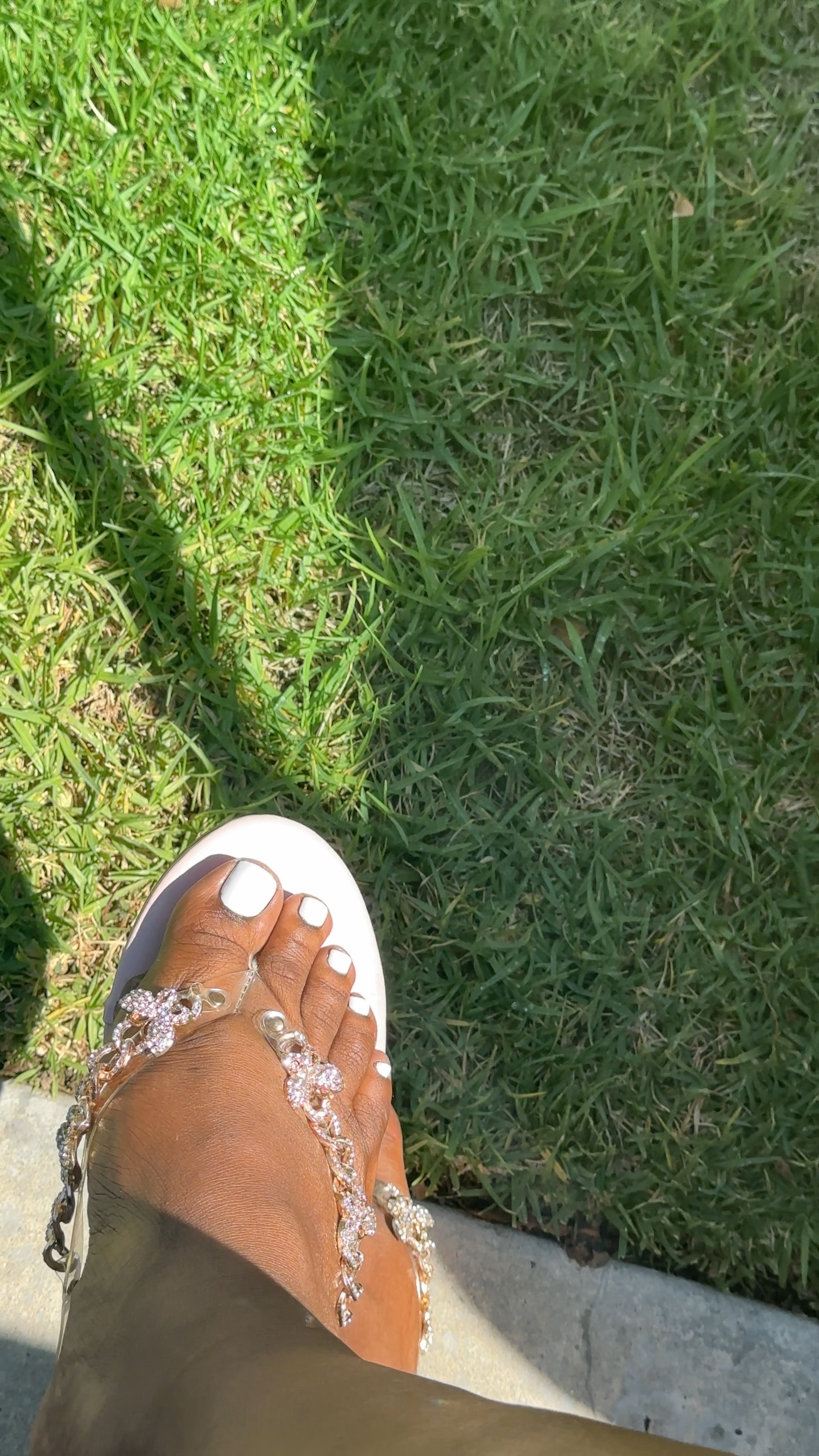 Added some dupes of these glittery sandals below! 