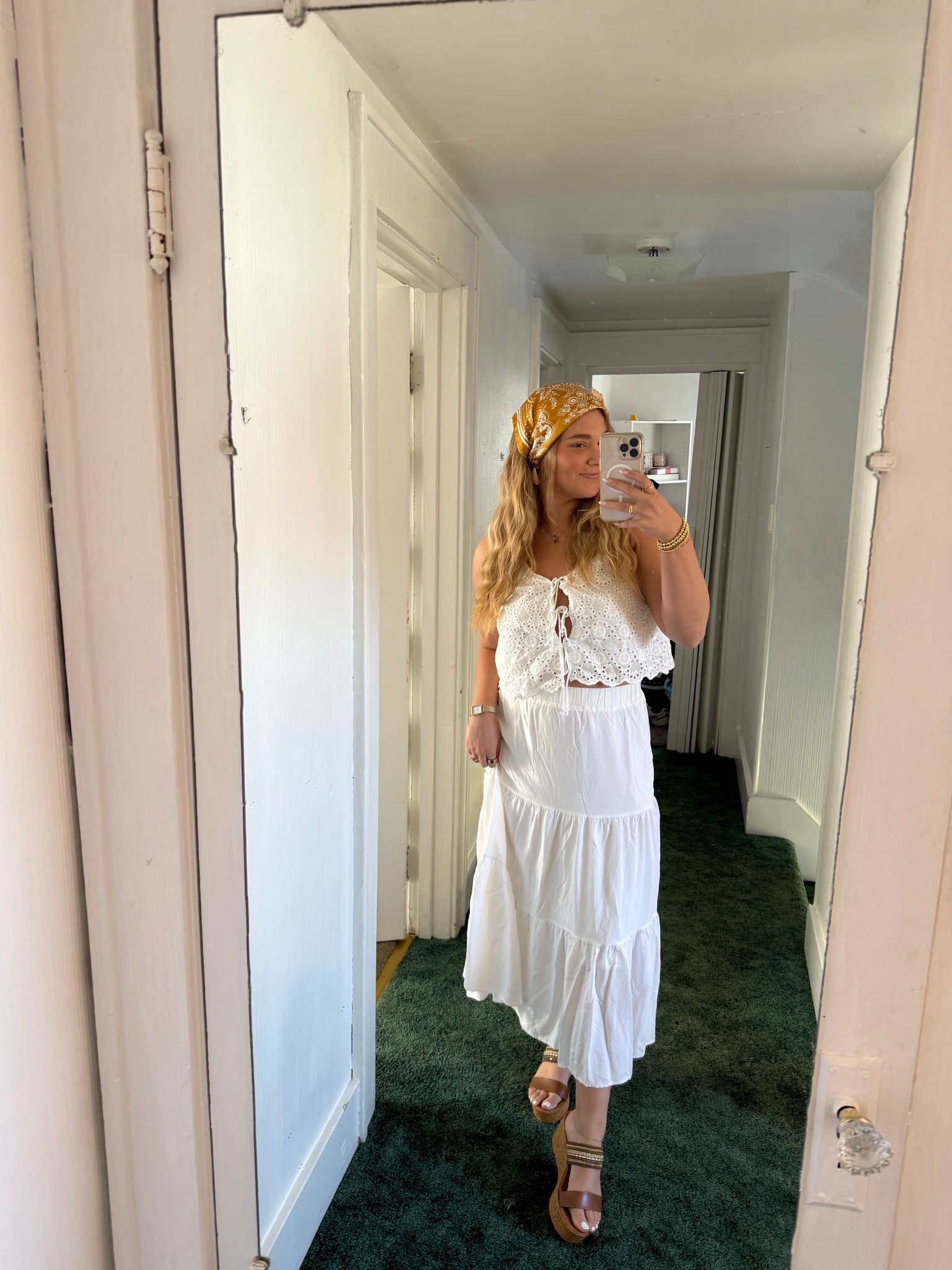 Cute flowly vintage all white fit! 

#LTKFindsUnder100 #LTKStyleTip