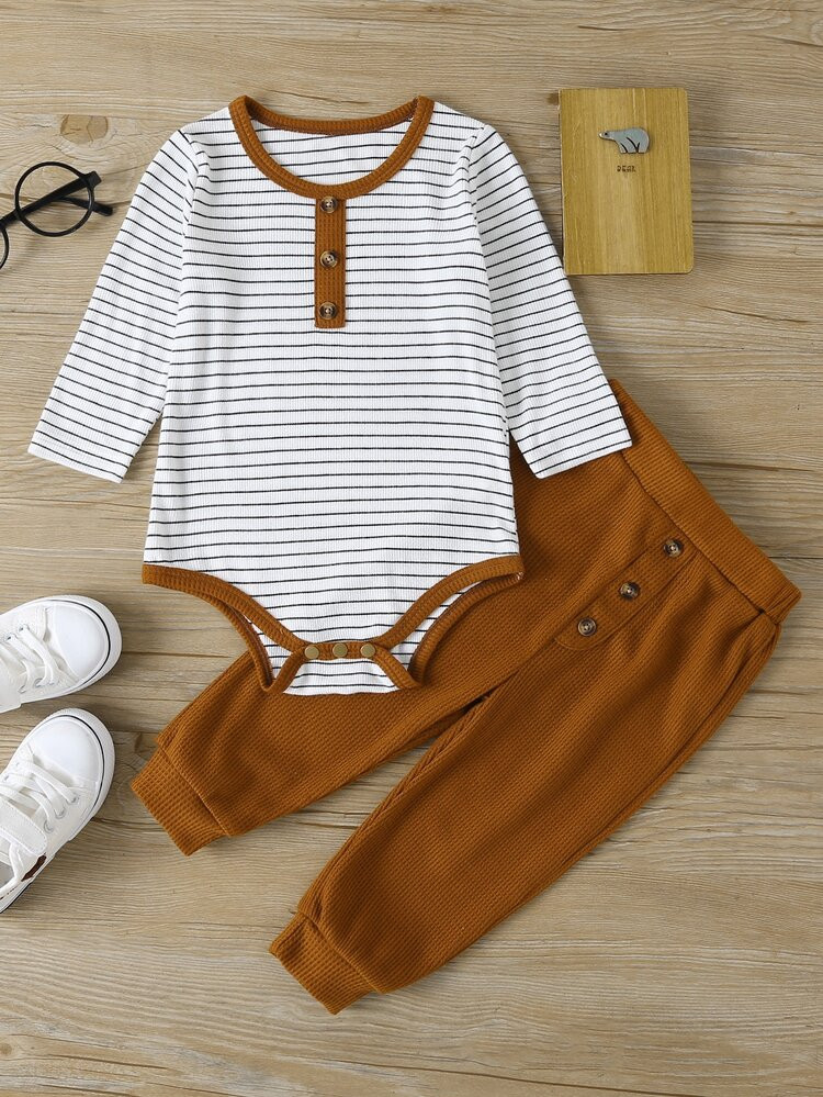 Baby Striped Rib Knit Button Front Bodysuit & Waffle Knit Pants | SHEIN