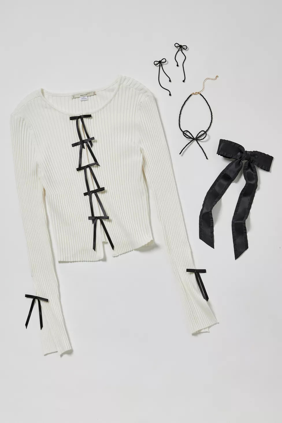 With A Bow Bundle | Urban Outfitters (US and RoW)