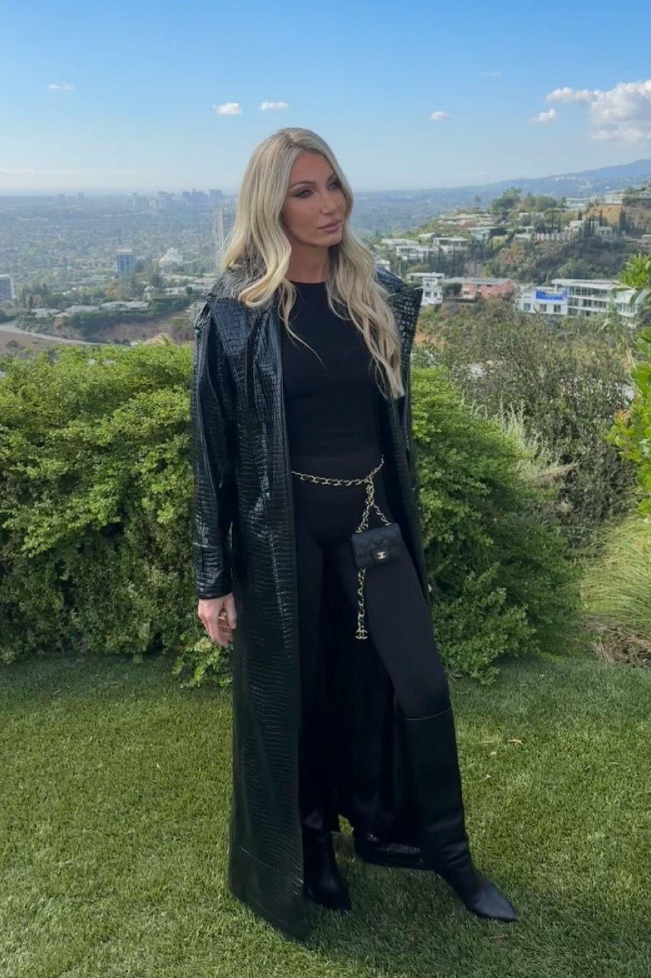 Million Dollar Listing LA fashionable look

#LTKStyleTip #LTKWorkwear #LTKShoeCrush