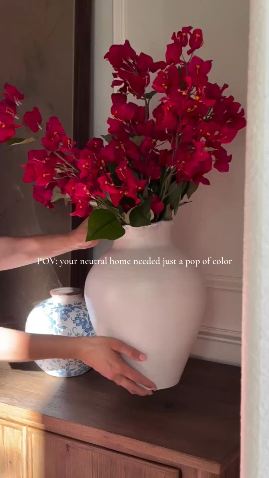 When your neutral home gets a little color ❤️

How gorgeous are these bougainvilleas? They’re so pretty and incredibly realistic. I’m loving how they brighten up this sideboard while still keeping the warm, neutral look I love.

I have 6 stems styled in this vase. 

Use code CREATOR for 10% off your @afloral order over $75.

#LTKSeasonal #LTKHome #LTKU