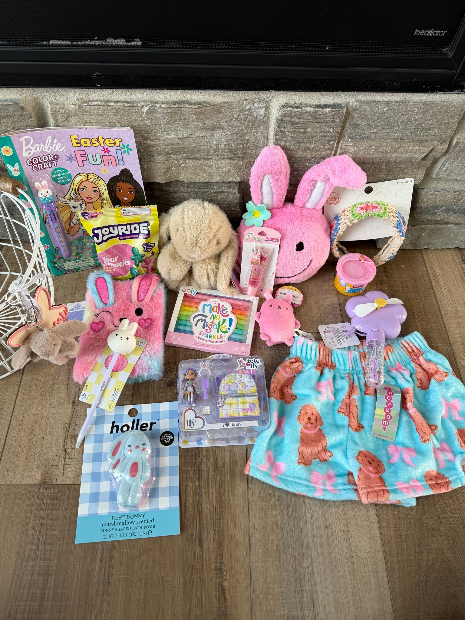 My finds for girl Easter baskets! My daughter is going to love all of this! 

Easter basket stuffers


#LTKKids #LTKmomlife #LTKSeasonal