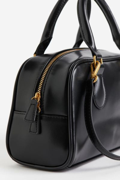 Crossbody bag | H&M (UK, MY, IN, SG, PH, TW, HK)