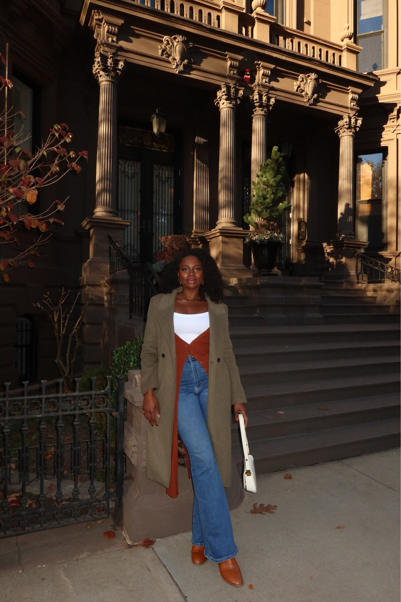 Layering for fall with duster cardigan dark blue jeans mules  

#LTKMidsize #LTKSeasonal