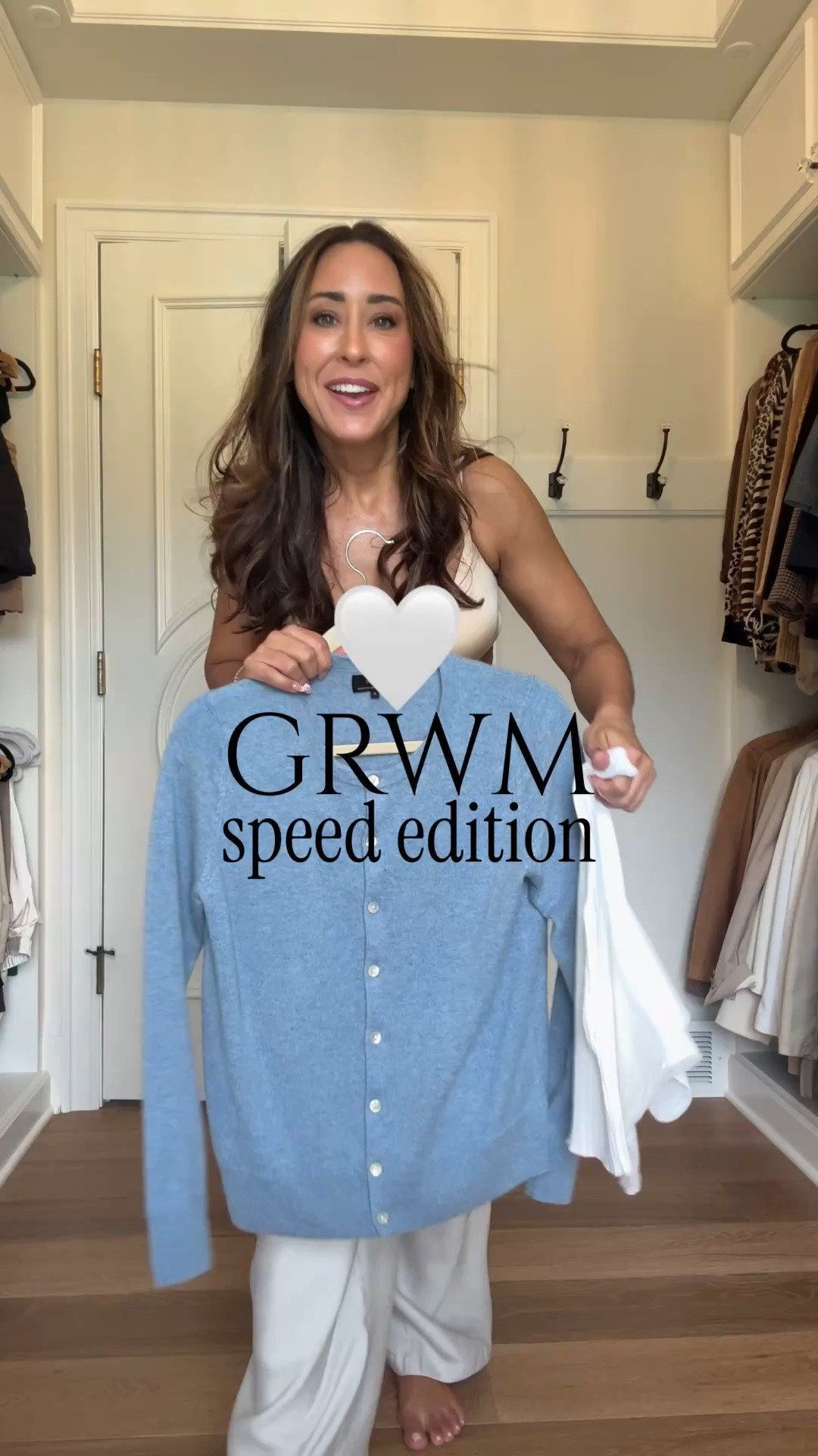 Real life get ready with me in five seconds or less! Pants are ZARA. I can’t link so the code will be below. I would love if you share my reels in your stories the more followers I gained the more opportunity. I have to link ZARA pieces. This cardigan is a worthy piece to add to your closet reasonably priced and high-quality I would size down runs a little big in the waist. I’m wearing a size small also wearing a small in the Zara pants.

3152/410/811

#LTKgrwm #LTKdayinmylife #LTKootd