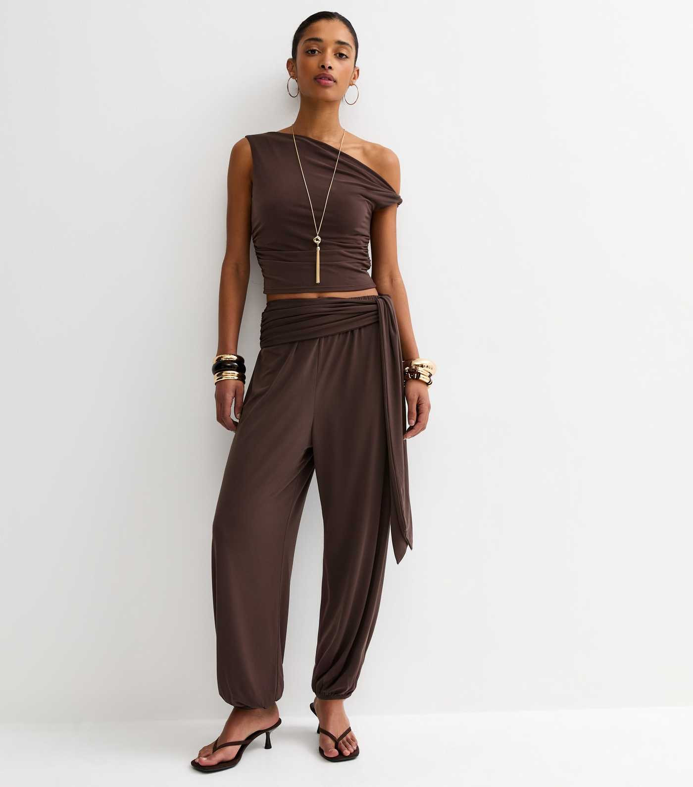 Dark Brown Tie Waist Tapered Trousers | New Look | New Look (UK)