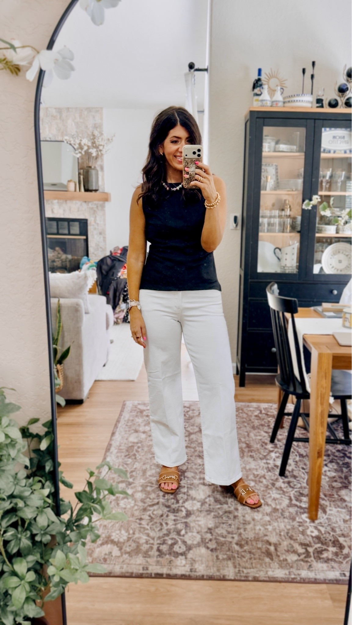 Am work outfit
Linen top- 8
Wide leg ankle jeans-29 tall

#LTKSaleAlert #LTKxMadewell #LTKMidsize