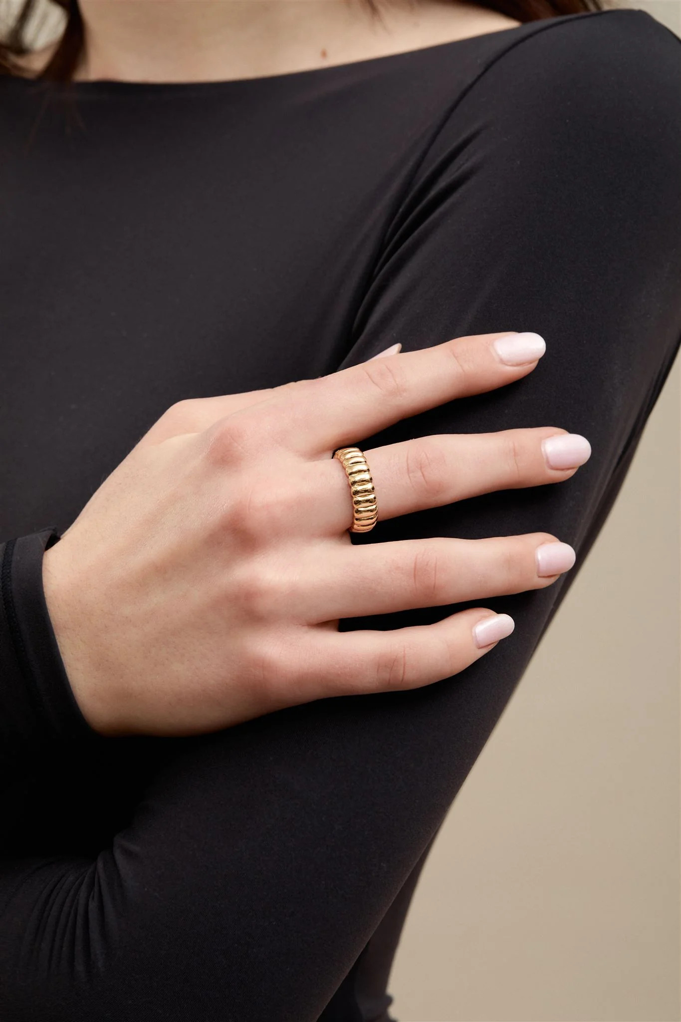 Linear Ring | Set & Stones