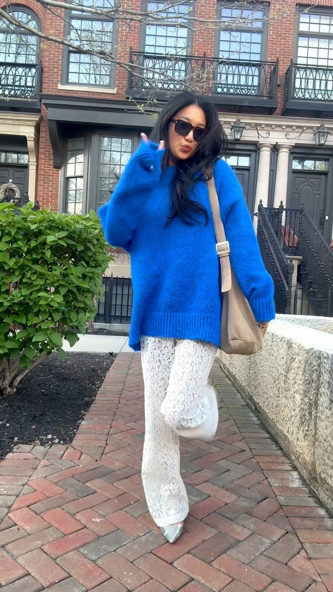 Spring time blueesss

obsessed with this outfit but sadly sold out; linking similar! oak and fort make the best sweaters!! 

Sweater: Oak and Fort; S-M
Pants: boutique in cbus; XS
shoes: target
