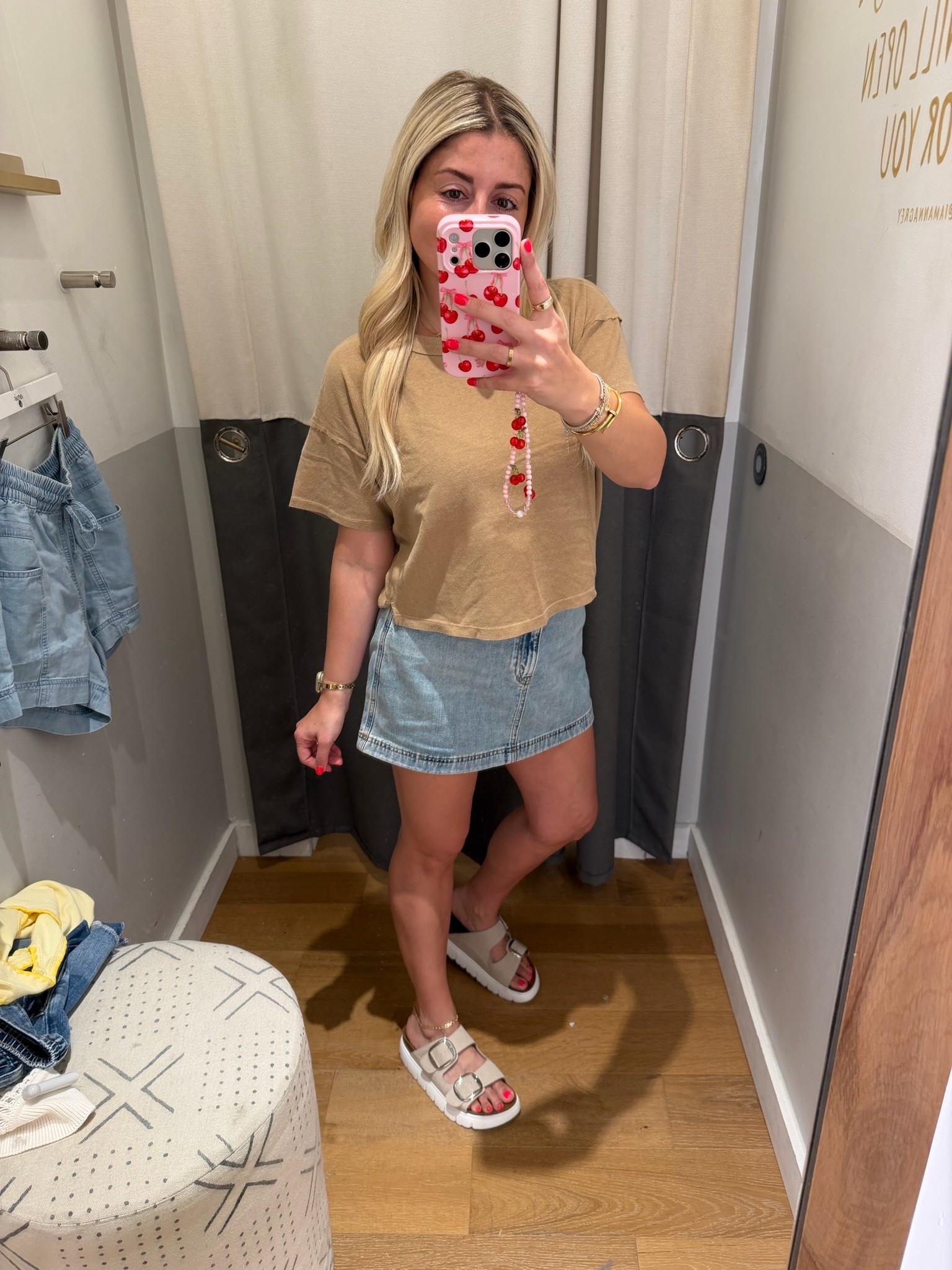 New @Aerie  summer outfit
Size small 
Sandals tts