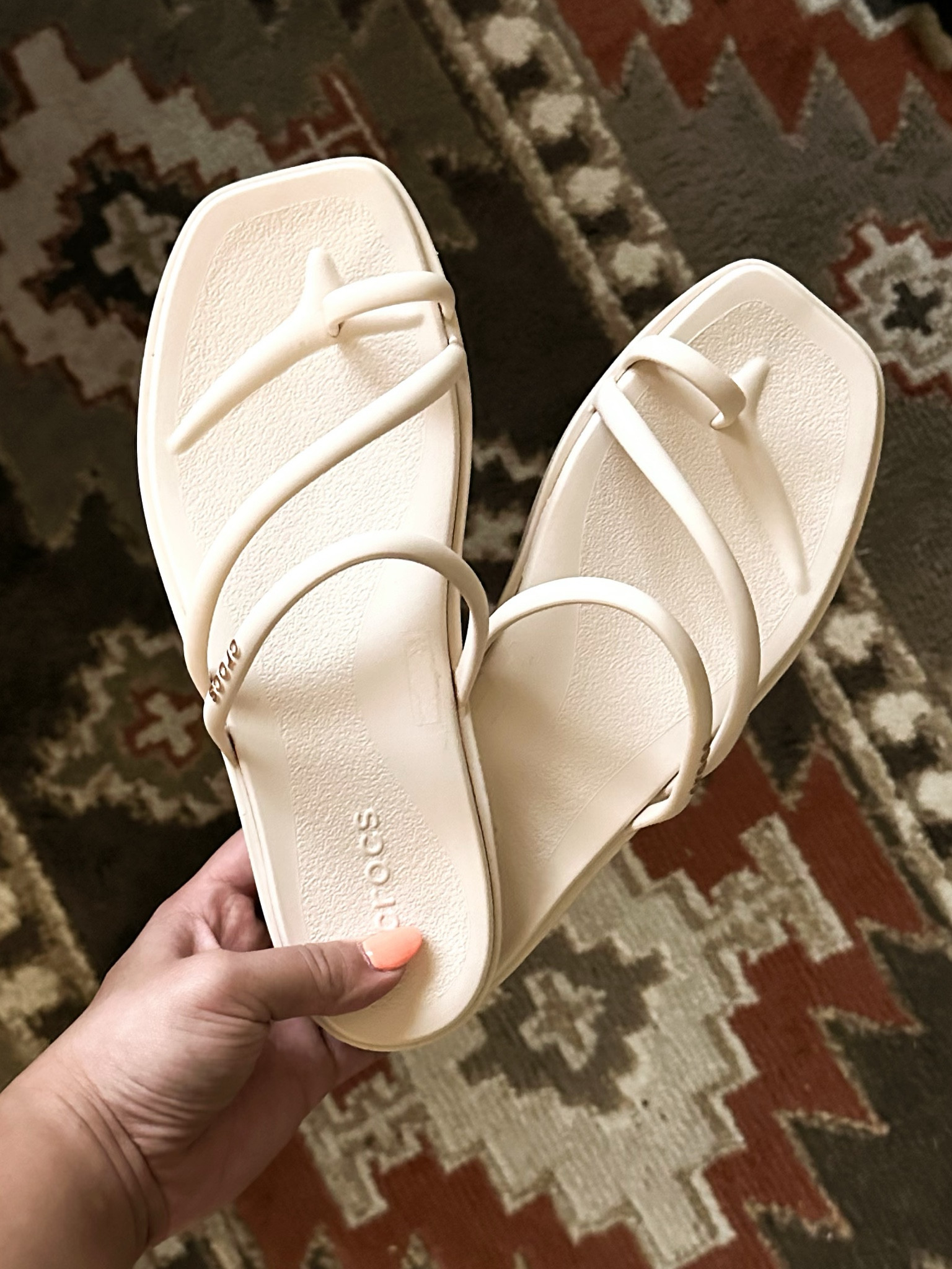 Do you want to b stylish and comfortable all at the same time?! Well these are the sandals to buy. 🙌🏽

Crocs, Summer Sandals, Spring Sandals, Stylish Sandals, Comfortable Sandals

#LTKU #LTKshoecrush #LTKstyletip