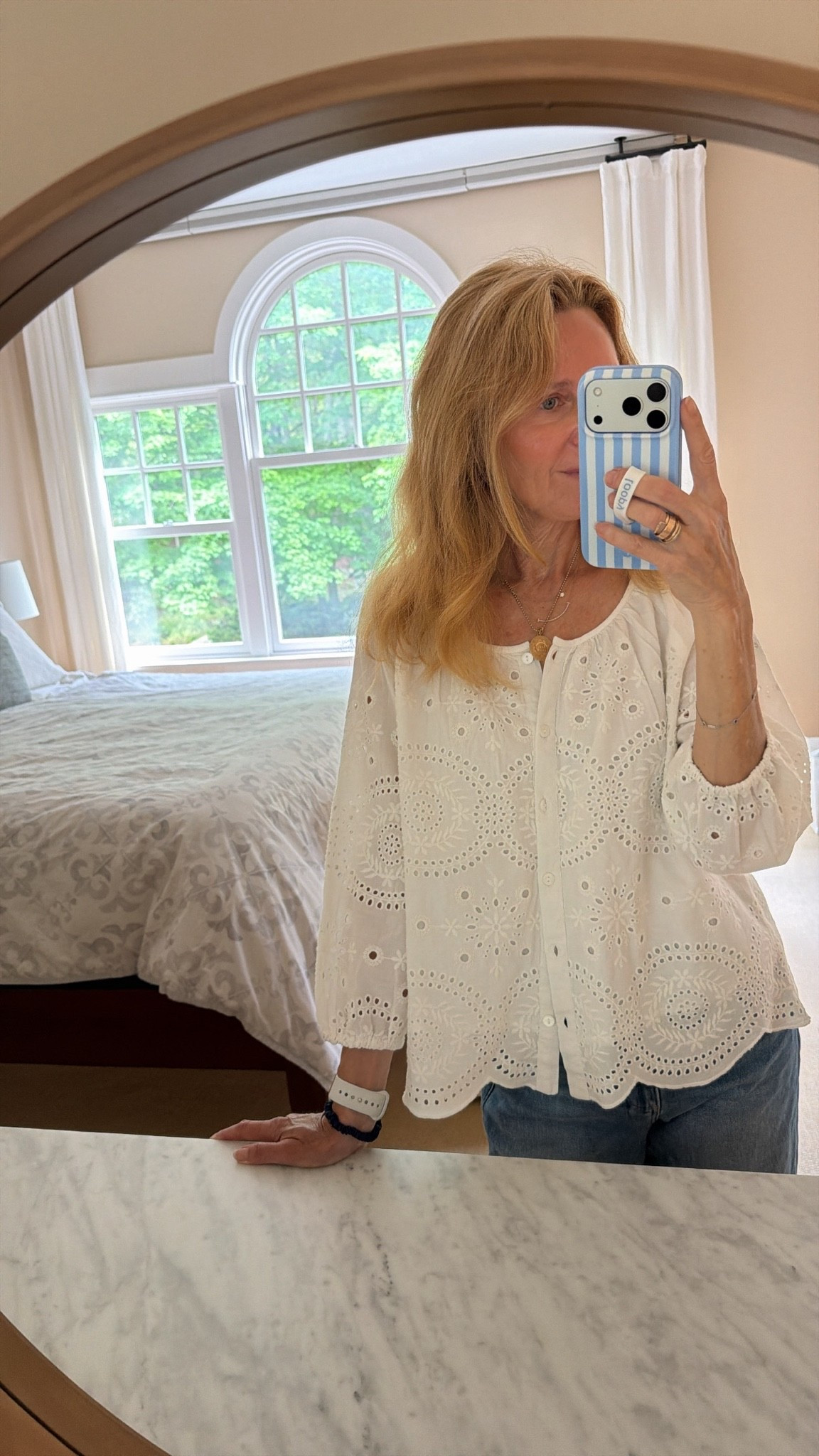 Beautiful eyelet top￼

#LTKootd #LTKmomlife #LTKdayinmylife