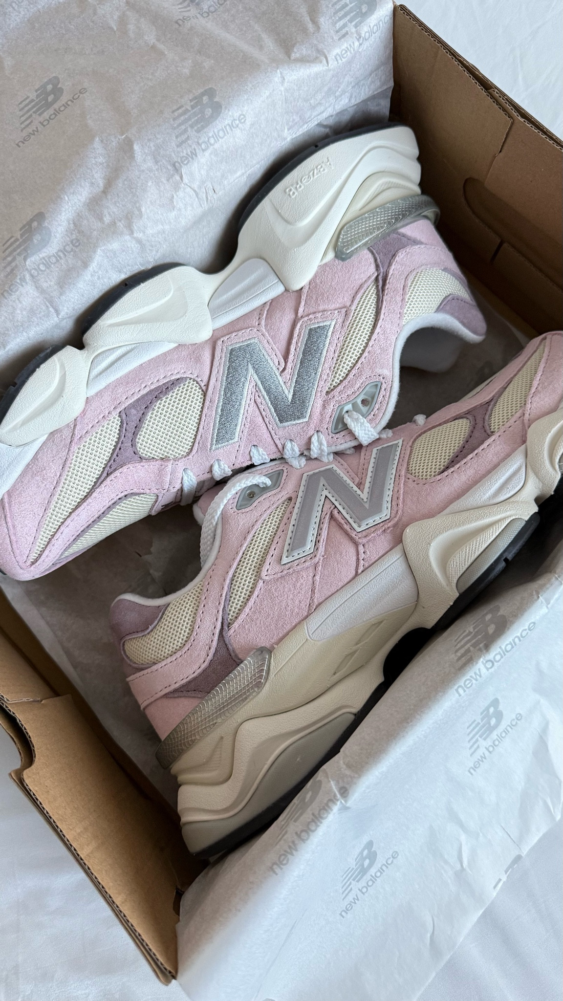 Pink New Balance 9060 🎀

#LTKActive #LTKShoeCrush #LTKStyleTip