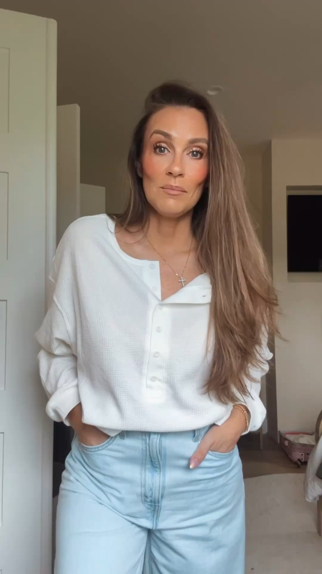 My fave jeans postpartum! These baggy jeans are super comfy and have a cinch waist for a better fit  

#LTKmomlife #LTKOver40 #LTKdayinmylife