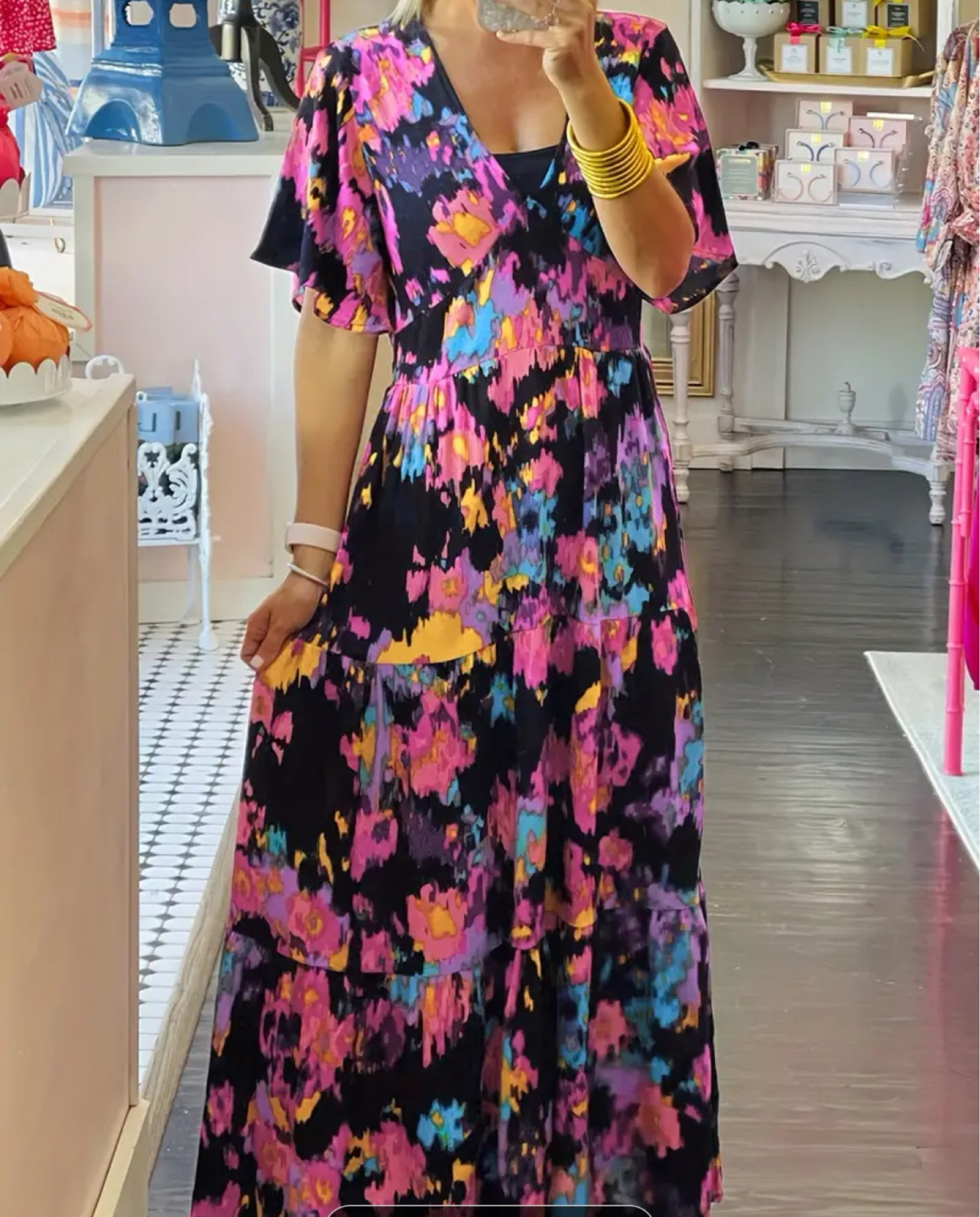 Bright summer dress

#LTKstyletip #LTKmidsize #LTKSeasonal