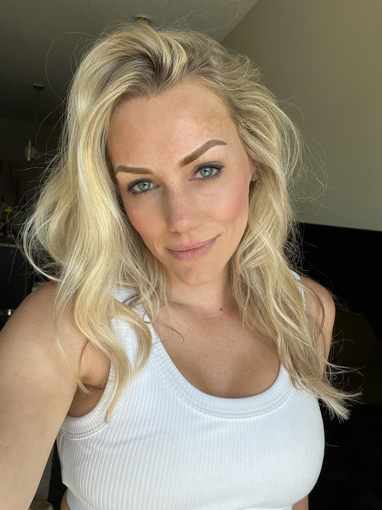 Clean girl makeup look 

#LTKbeauty