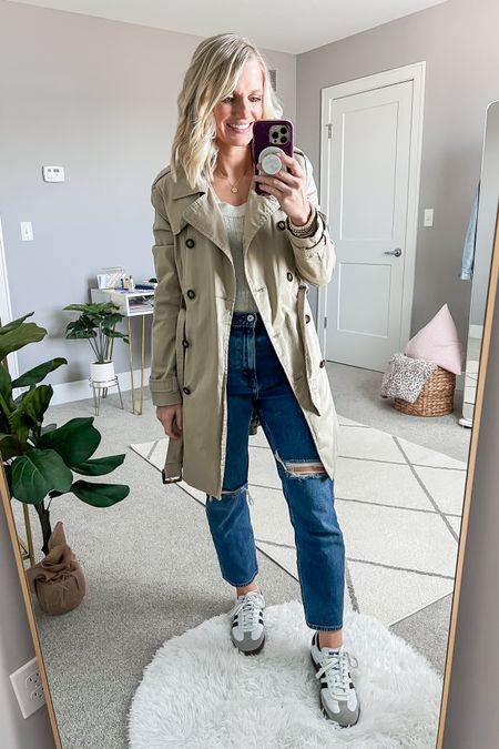 What I wore this week! 
Top- small
Jeans- 26/short
Trench coat- old, linked similar options 
Shoes- run big

#LTKSeasonal #LTKstyletip #LTKfindsunder100