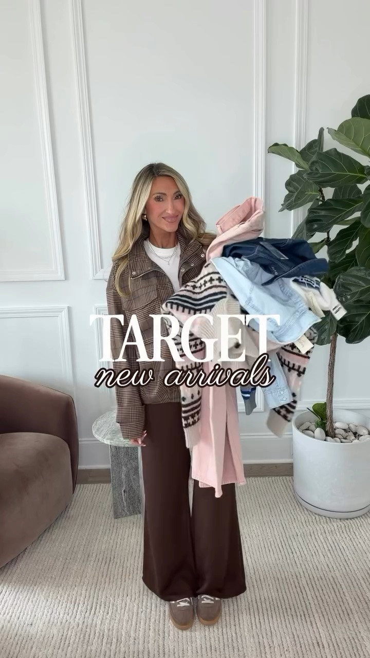 Target keep or return! If you love causal- elevated basics- you will LOVE these! 🎯✨

Target style, fall fashion, fall outfits, fall style, cool girl, comfy tee, basic and elevates style, viral denim, #targetstyle

#LTKootd #LTKgrwm #LTKSaleAlert
