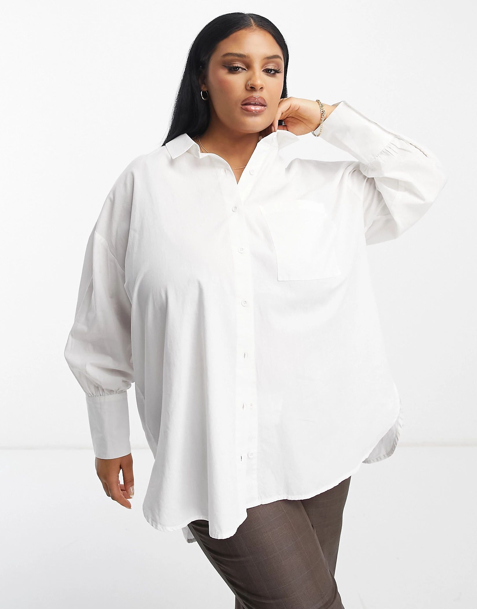 Yours oversized poplin deep cuff shirt in white | ASOS (Global)
