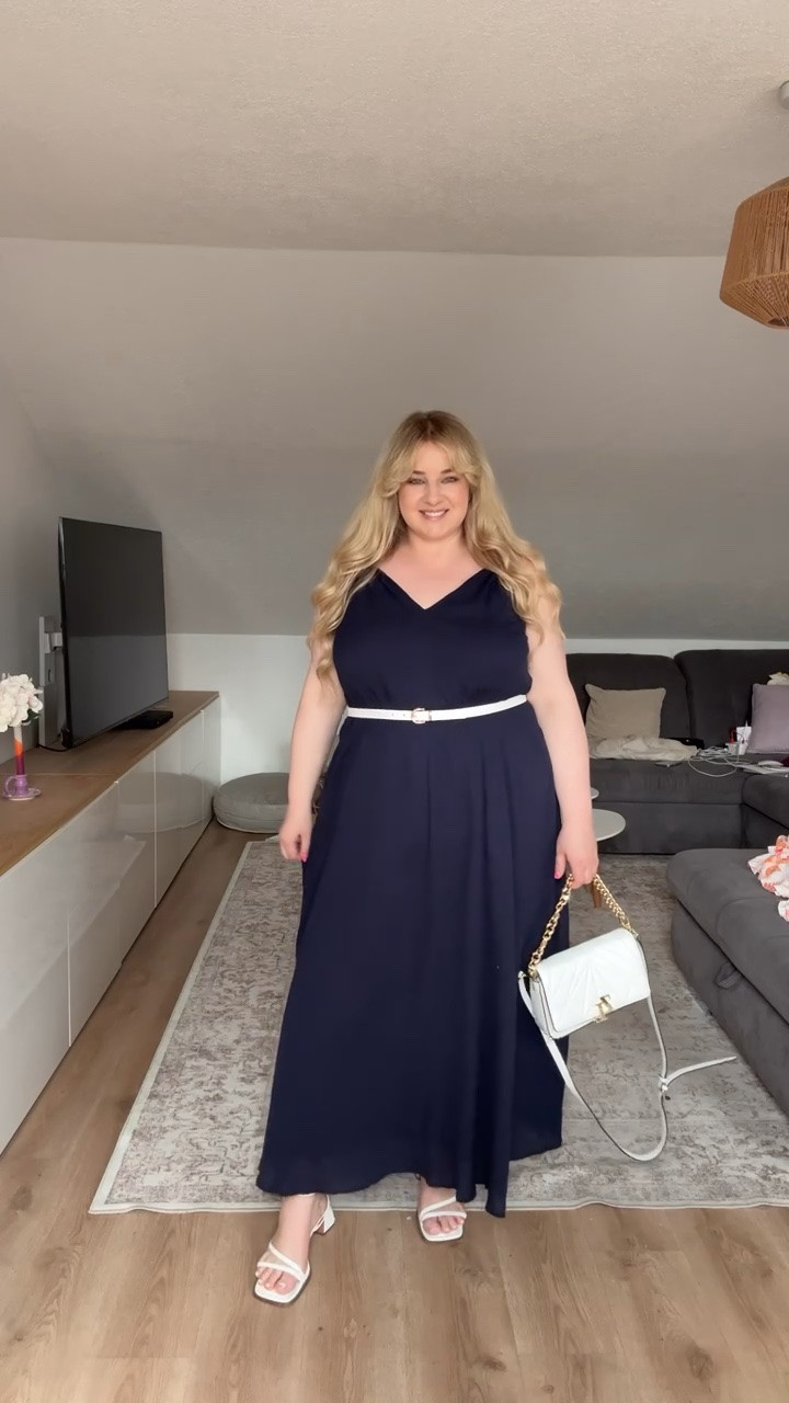 Maxikleid 💗

#kleid #curvy #plussizefashion #ullapopken #summerdress

#LTKdeutschland #LTKplussize #LTKkleider
