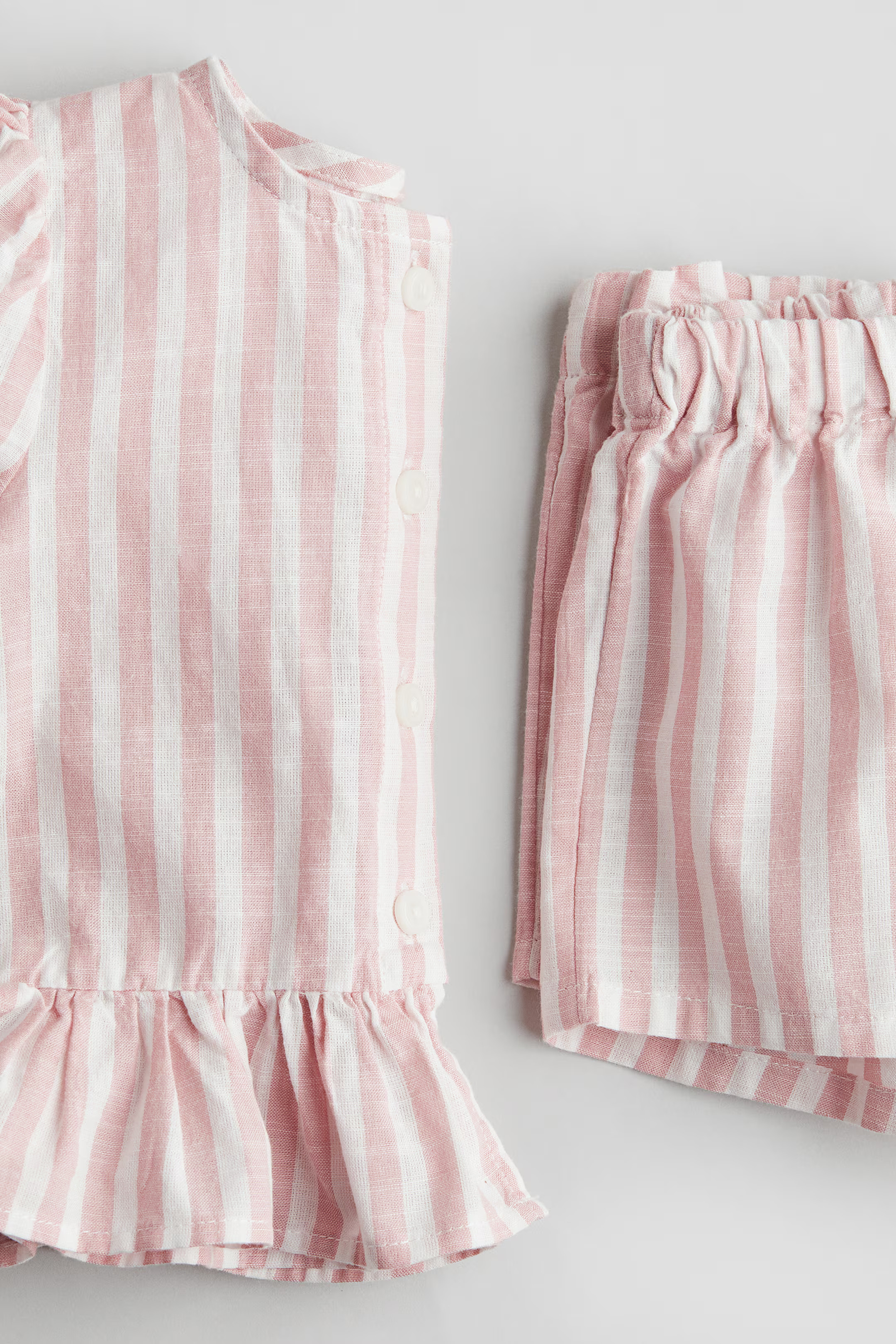 2-Piece Blouse and Shorts Set - Light pink/striped - Kids | H&M US | H&M (US + CA)