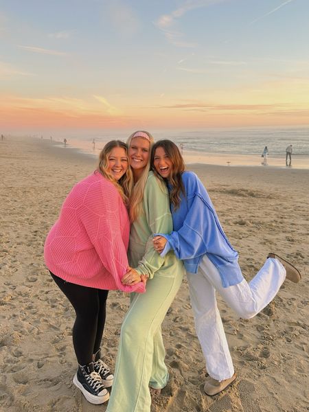 chilly sunset on the beach outfits:) 

lululemon, aerie, free people, lounge set, lounge wear, sweaters, winter outfits 

#LTKMostLoved #LTKSeasonal #LTKstyletip
