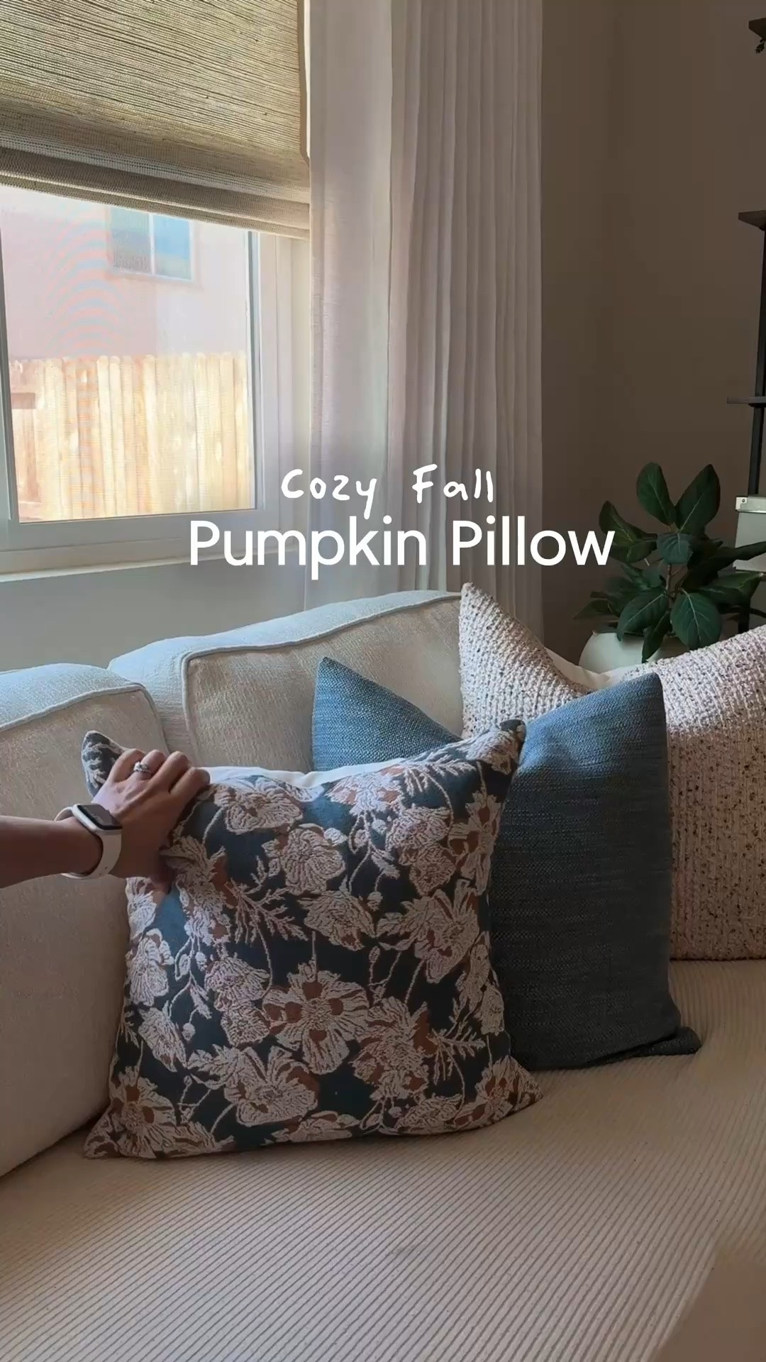 A cozy touch of fall 🍁🍂🤎🎃

#LTKHome