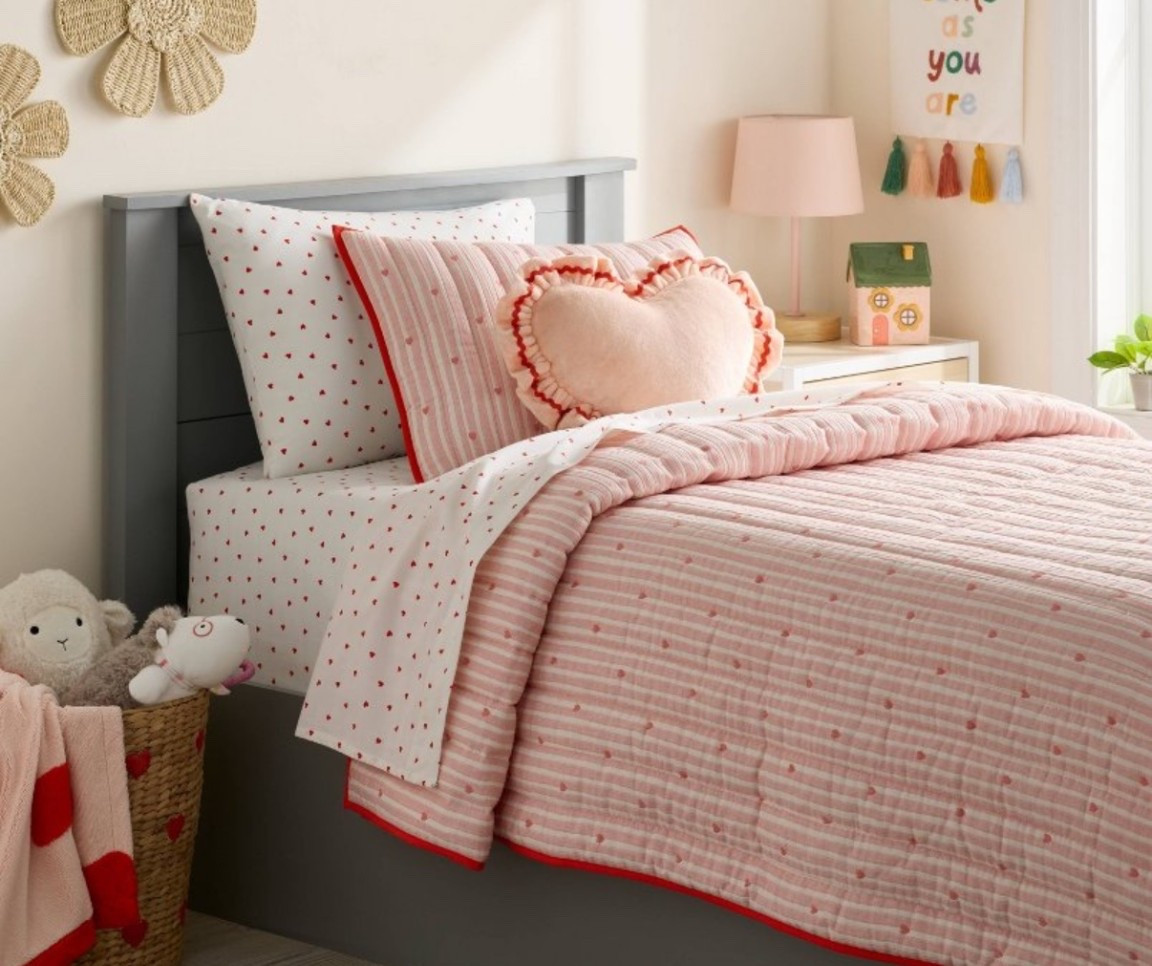 The cutest valentine bedding 

#LTKdayinmylife #LTKHome #LTKSeasonal