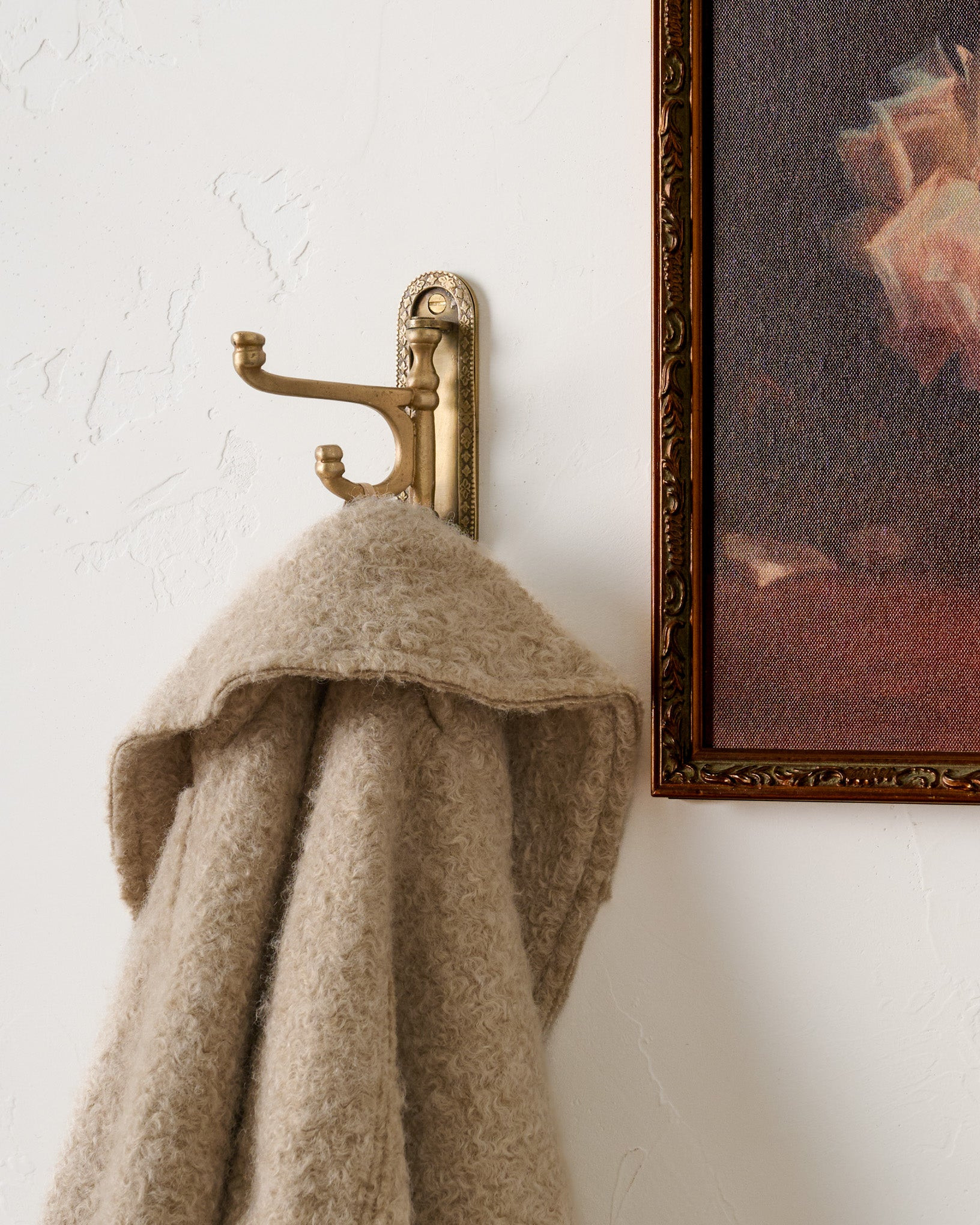 Vienna Swivel Single Hook | Magnolia
