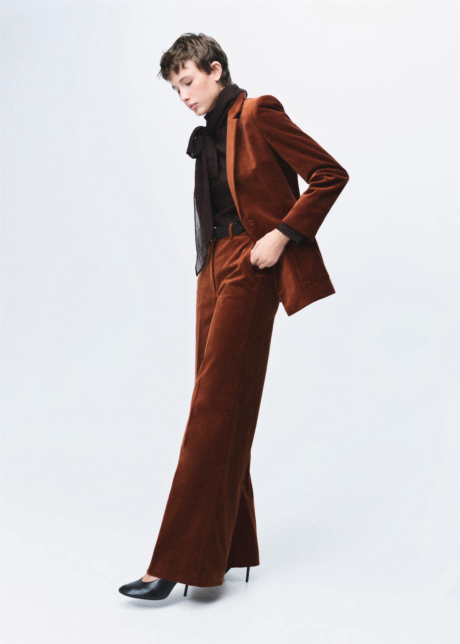 Velvet suit pants | Mango (US/MX/AU)