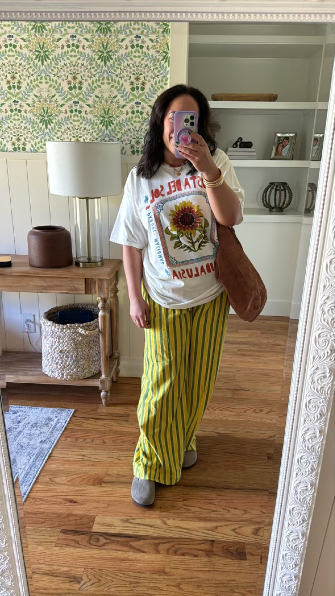 Fun early Fall outfit idea!! 

Stripe pants, graphic tee, early fall outfit idea, casual outfit idea, styling graphic tee, brown purse 

#LTKStyleTip #LTKSeasonal #LTKFindsUnder100