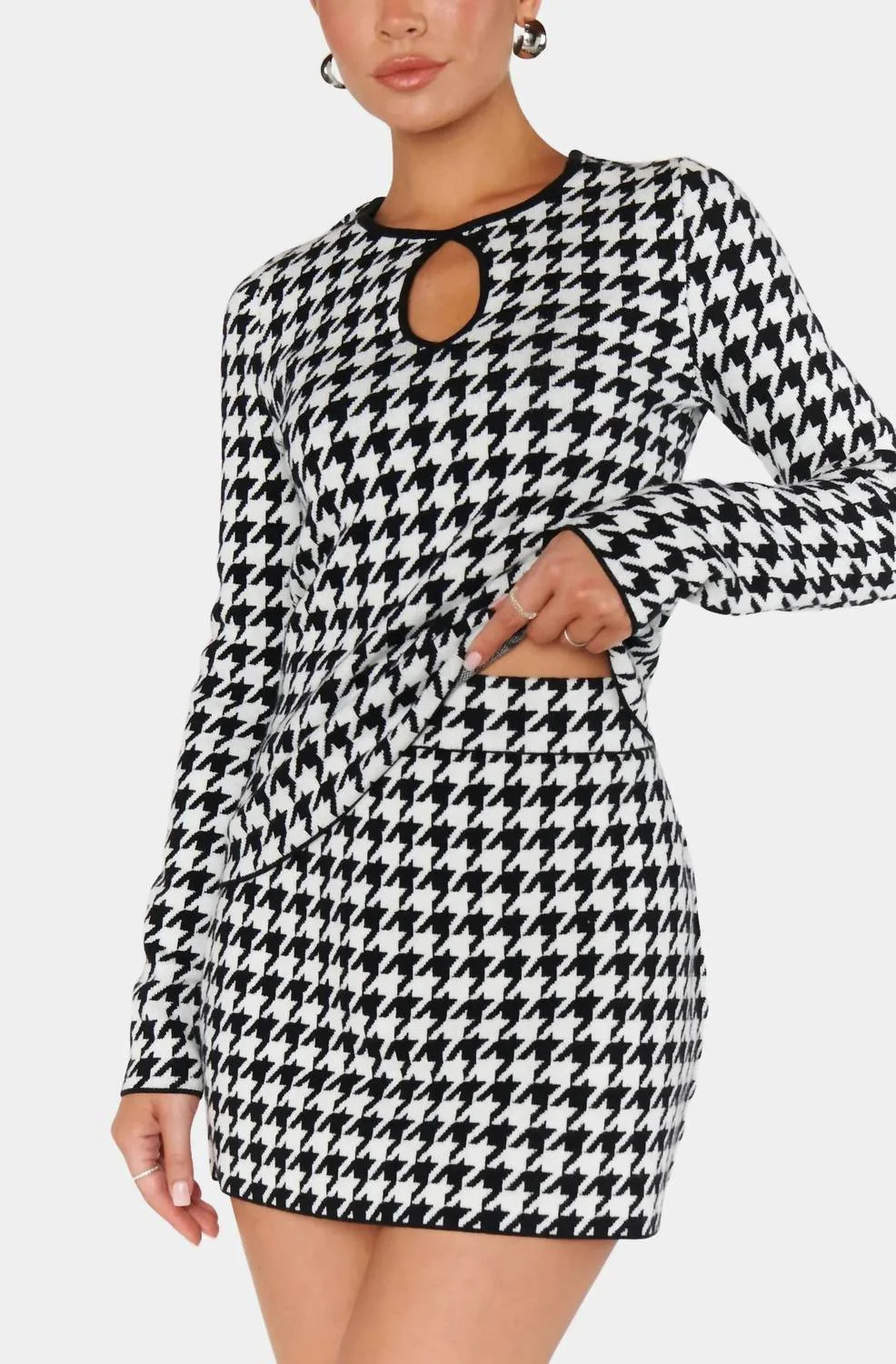 Tippi Houndstooth Knit Skirt In Black/white | Shop Simon