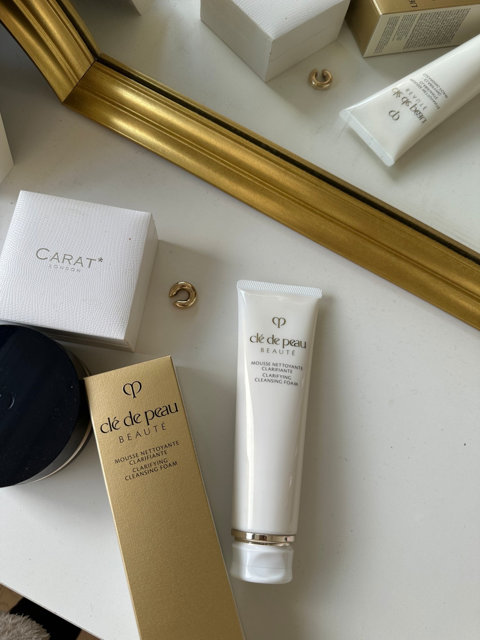 ✨ Sunday Glow-Up with @ClédePeau Beauté at @Nordstrom ✨ 
Happy Sunday, beauty lovers! Elevate your weekend reset with these Nordstrom exclusives – I’ve been obsessed since trying them:  
🌸 Clarifying Cleansing Foam – gently dissolves impurities for refreshed, radiant skin (my combo skin drinks it up without feeling tight!).  
💎 Translucent Loose Powder – featherlight finish that blurs imperfections with a soft-focus glow (lasts all day on my busy theatre days!).
Shop now at Nordstrom for that luxury clarity I can’t live without! 🌿☀️
#nordtrom #beautyiful

#LTKbeauty #LTKdatenight #LTKsummer