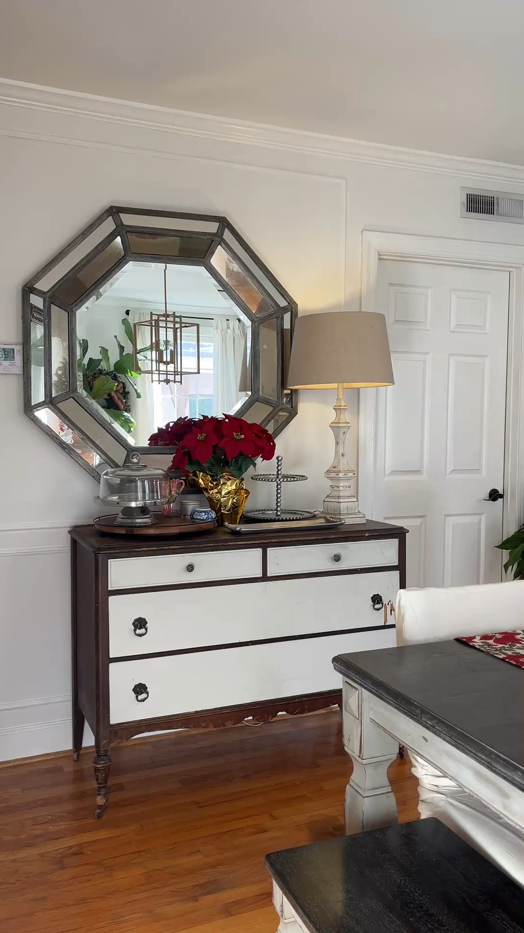 When I planned to add picture frame molding to my dining room, I knew I wanted art lights to feature are artwork.  These rechargeable art lights are an ideal fit! 

#LTKHome #LTKFindsUnder50 #LTKFindsUnder100