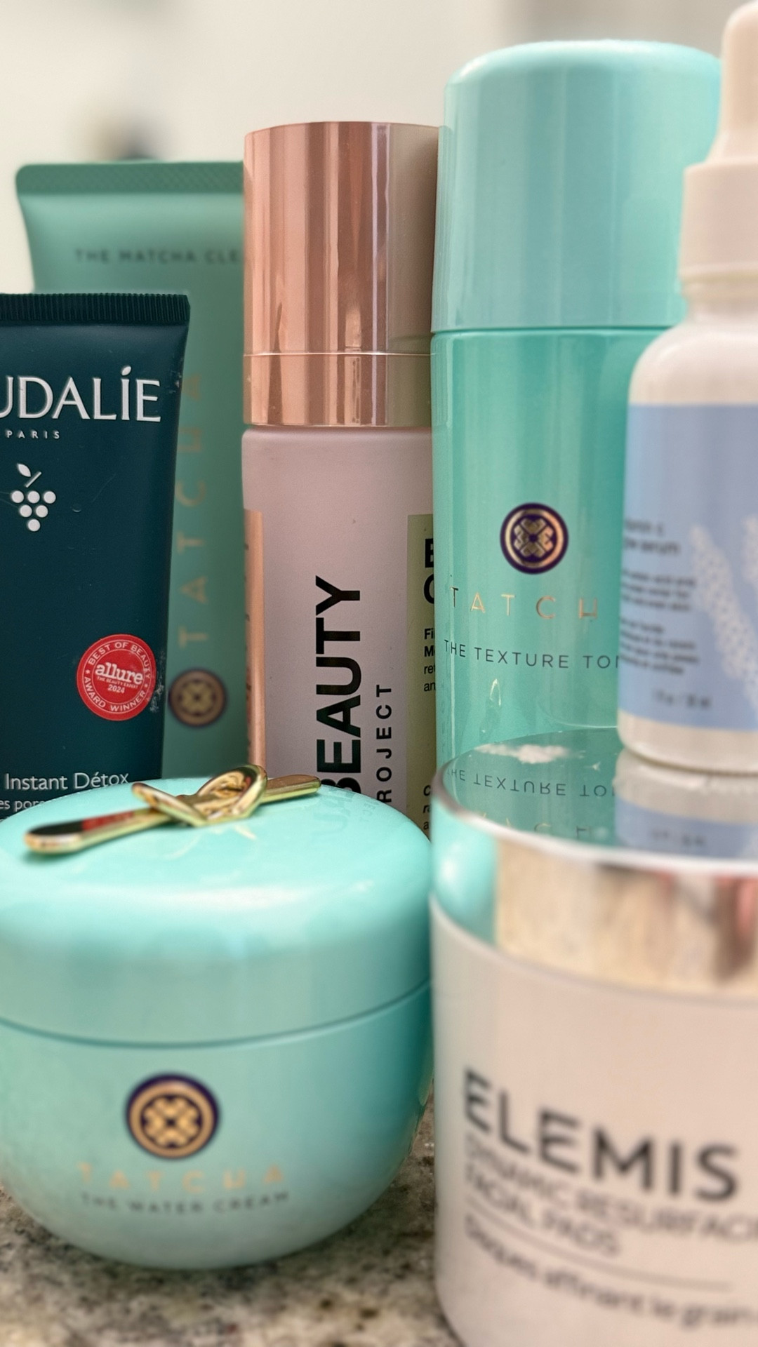 My weekly skincare routine 🧖🏻‍♀️🧴

#LTKBeauty #LTKFindsUnder100 #LTKFindsUnder50