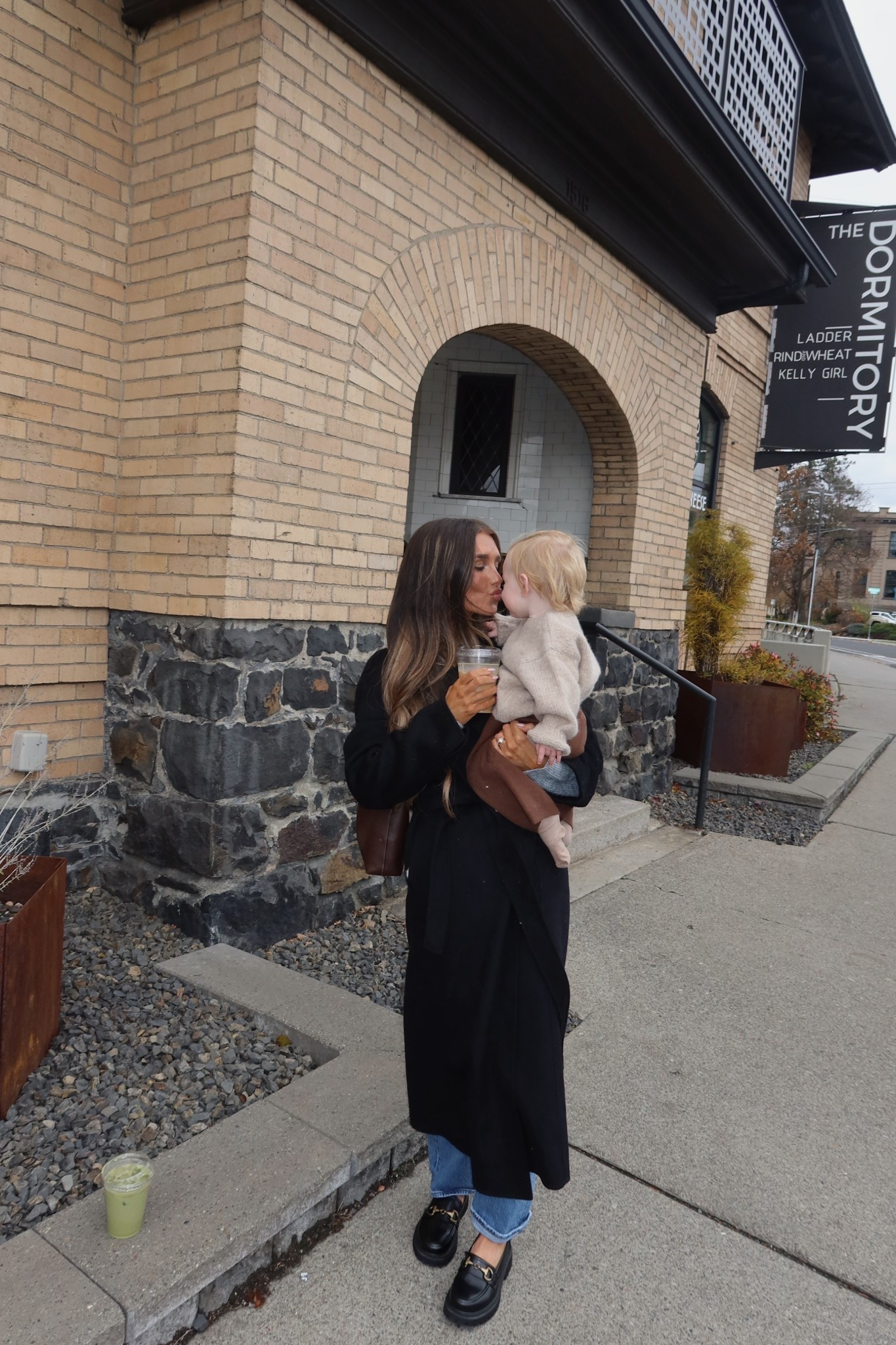 Fall & winter outfit 🖤🍂 

#LTKHoliday #LTKFindsUnder100 #LTKStyleTip