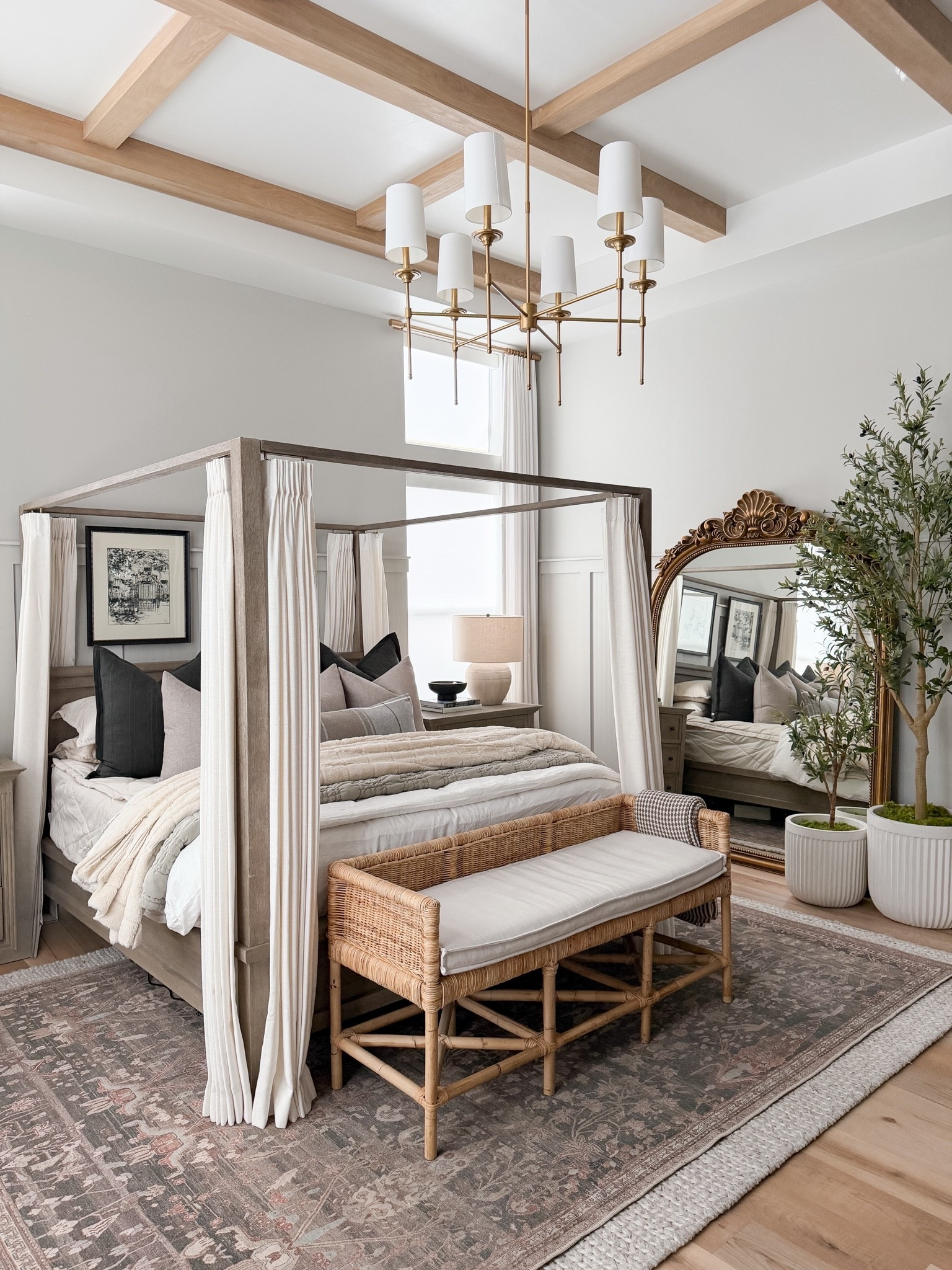 Bedroom design

#LTKHome #LTKSaleAlert