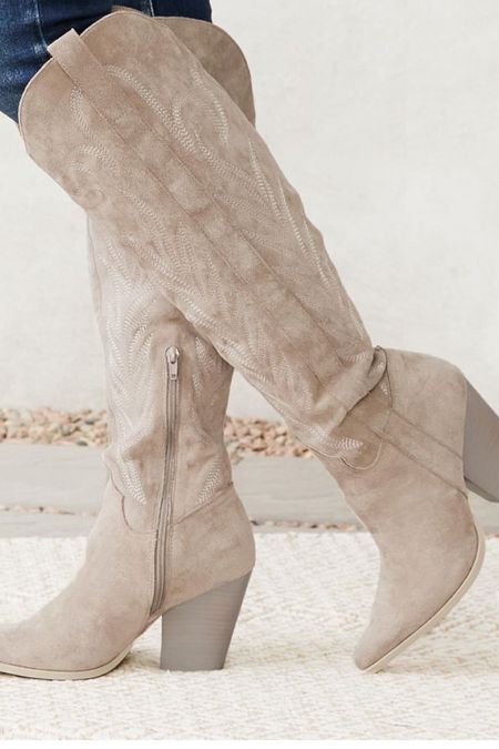 Western cowgirl boots

#LTKSeasonal #LTKshoecrush #LTKstyletip